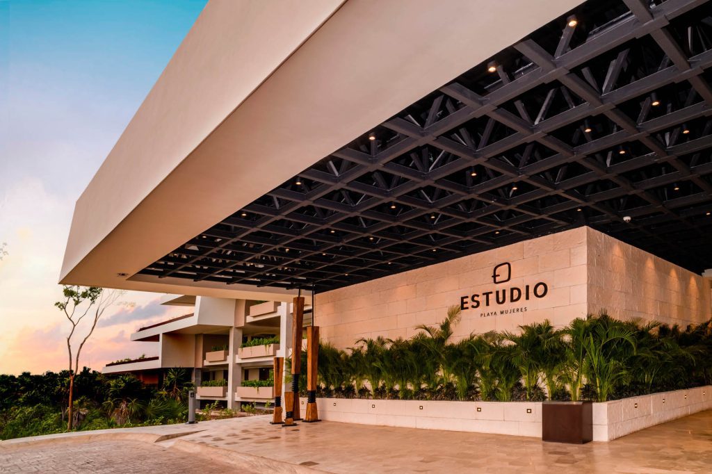 ESTUDIO Playa Mujeres