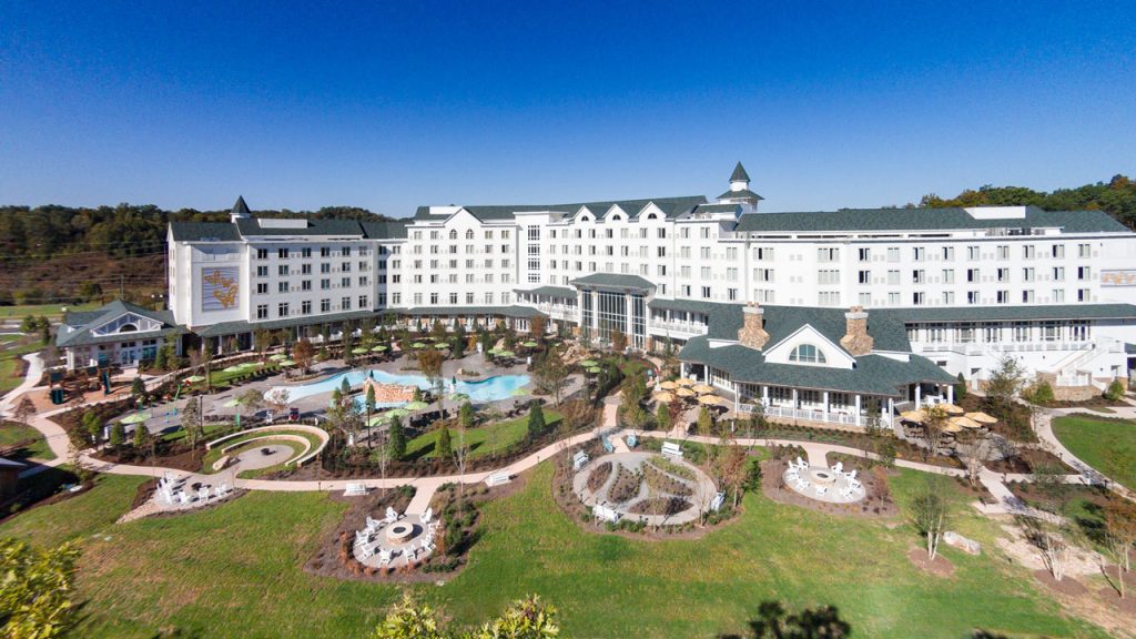 Dollywood's DreamMore Resort & Spa - Pigeon Force, Tennessee